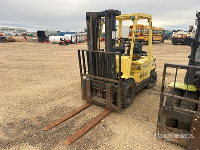 Hyster H60XM 2520 kg Pneumatic Tire Forklift (Inoperable)
