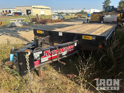 2023 Interstate Trailer 40DLA 26 ft T/A Remolque Portamaquinaria
