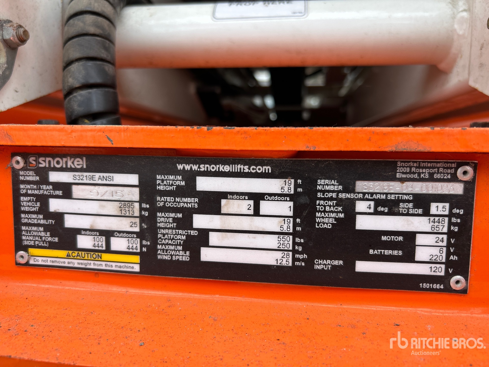 2015 Snorkel S3219E Electric Scissor Lift