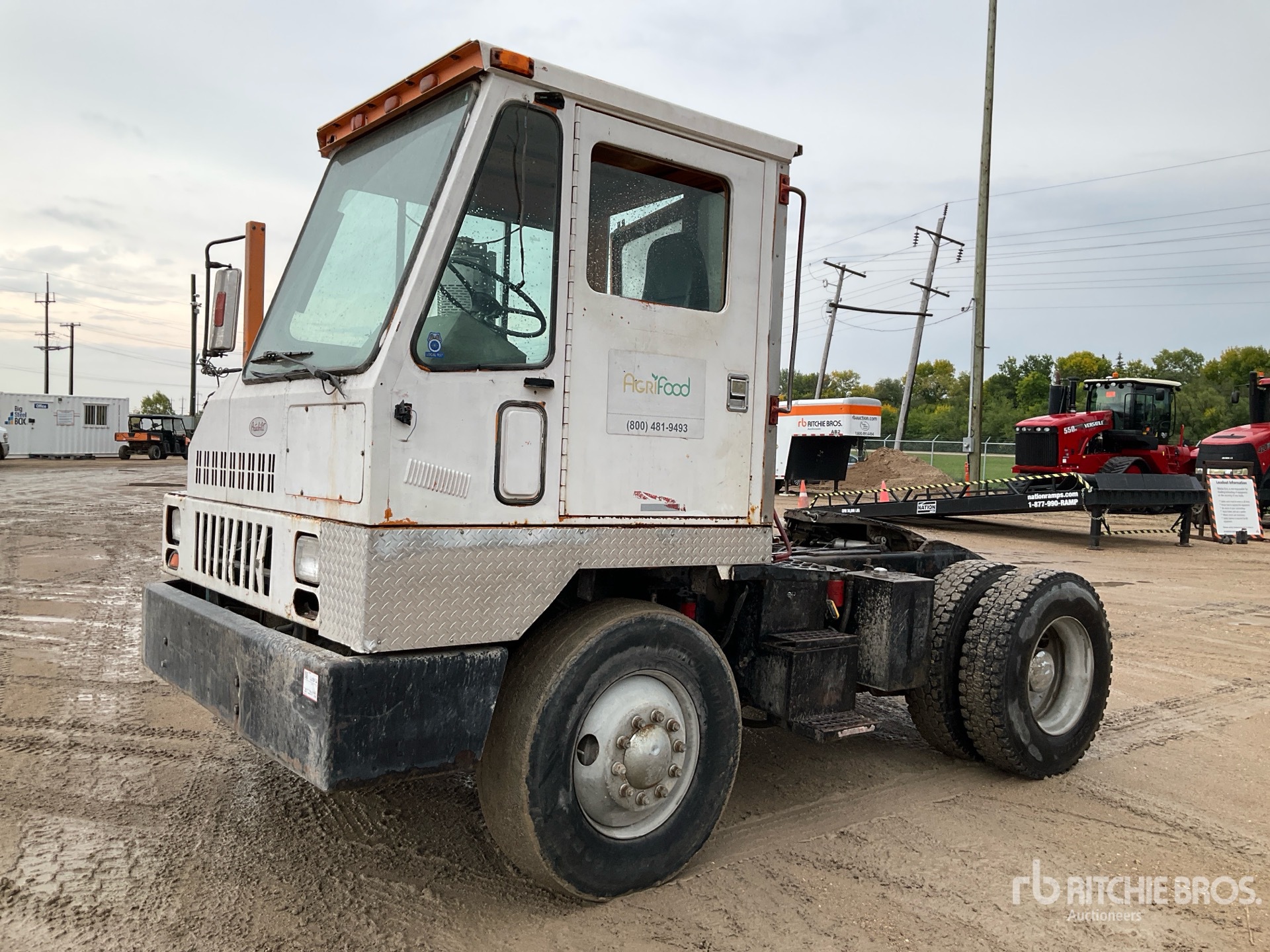 1994 Ottawa CYT 30 Spotter Truck