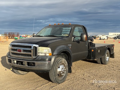 2004 Ford F-550 4x4 Flatbed Truck