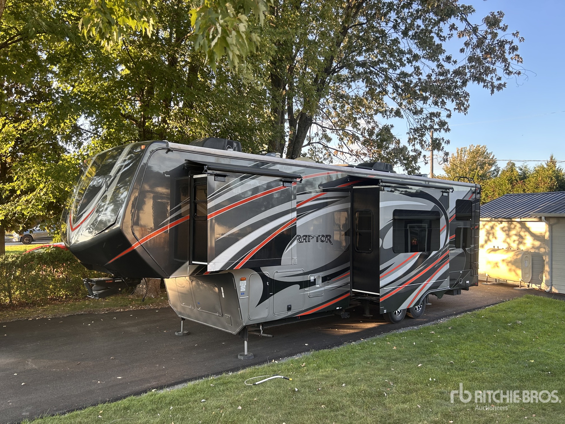 2013 Keystone Raptor 300MP 37 ft T/A Toy Hauler Travel Trailer