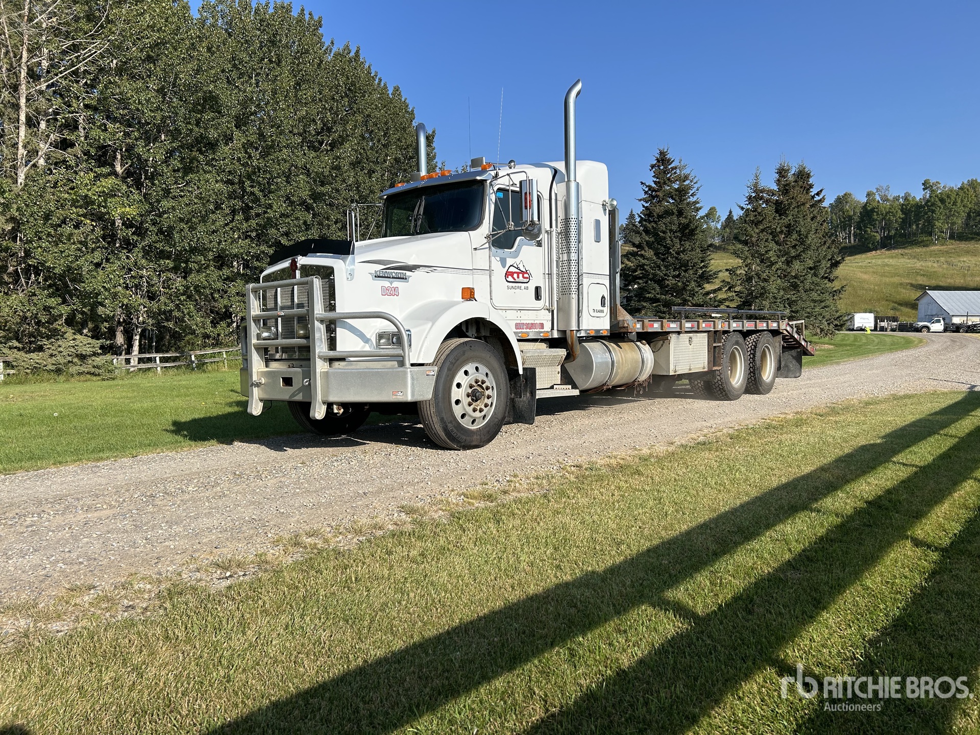 2004 Kenworth T800B 6x4 Sleeper Camión Caja Abierta