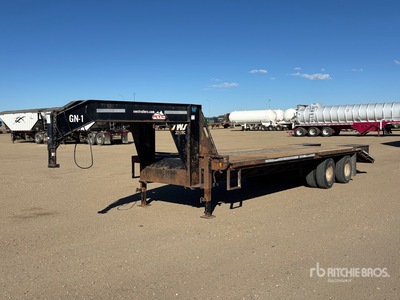 2012 ABU 26 ft T/A Gooseneck Geräteanhänger