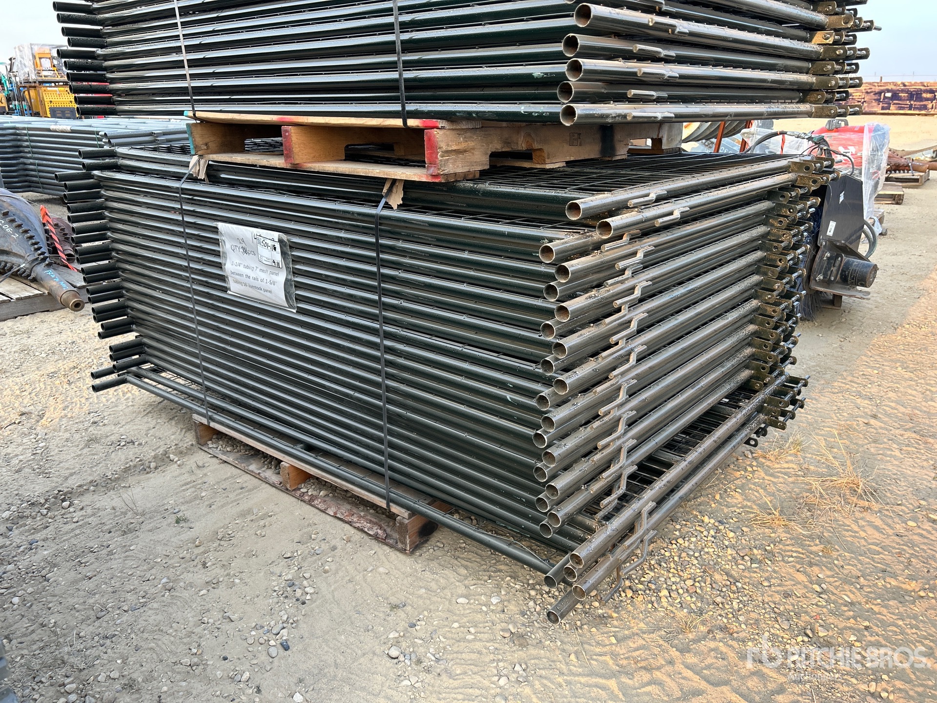 Quantity of (24) Livestock Panel