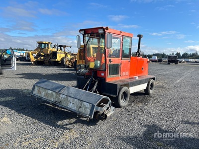 2002 Rosco SW PRO Self-Propelled Brooms (Inoperable)