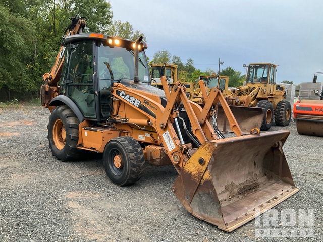 RETROEXCAVADORA 2012 CASE 580SN