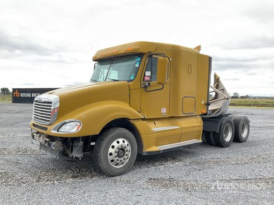 2013 Freightliner Columbia CL120 6x4 Tractocamion con Dormitorio / T/A Sleeper Truck Tractor