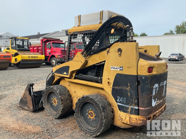 MINI CARGADOR SOBRE RUEDAS 2000 CATERPILLAR 248