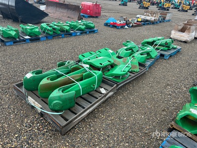 Quantity of (4) Pallets of Quantity of (2) Esco RH Lower Wing 42YDPH2800 Shroud