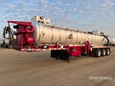 2013 Benlee 8450 gal Tri/A Rimorchio cisterna con aspirazione