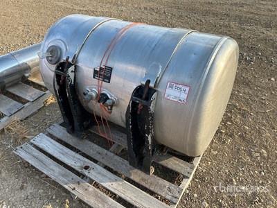 Peterbilt 99 gal Aluminum Fuel Tank