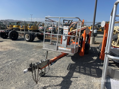 JLG T-350 Plataforma Elevadora Remolcable