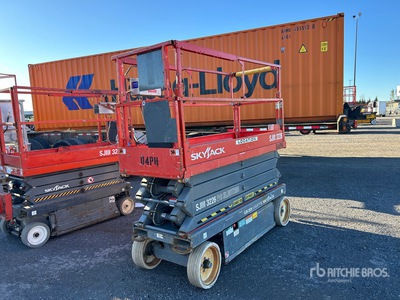 2013 Skyjack SJ3226 Electric Scissor Lift