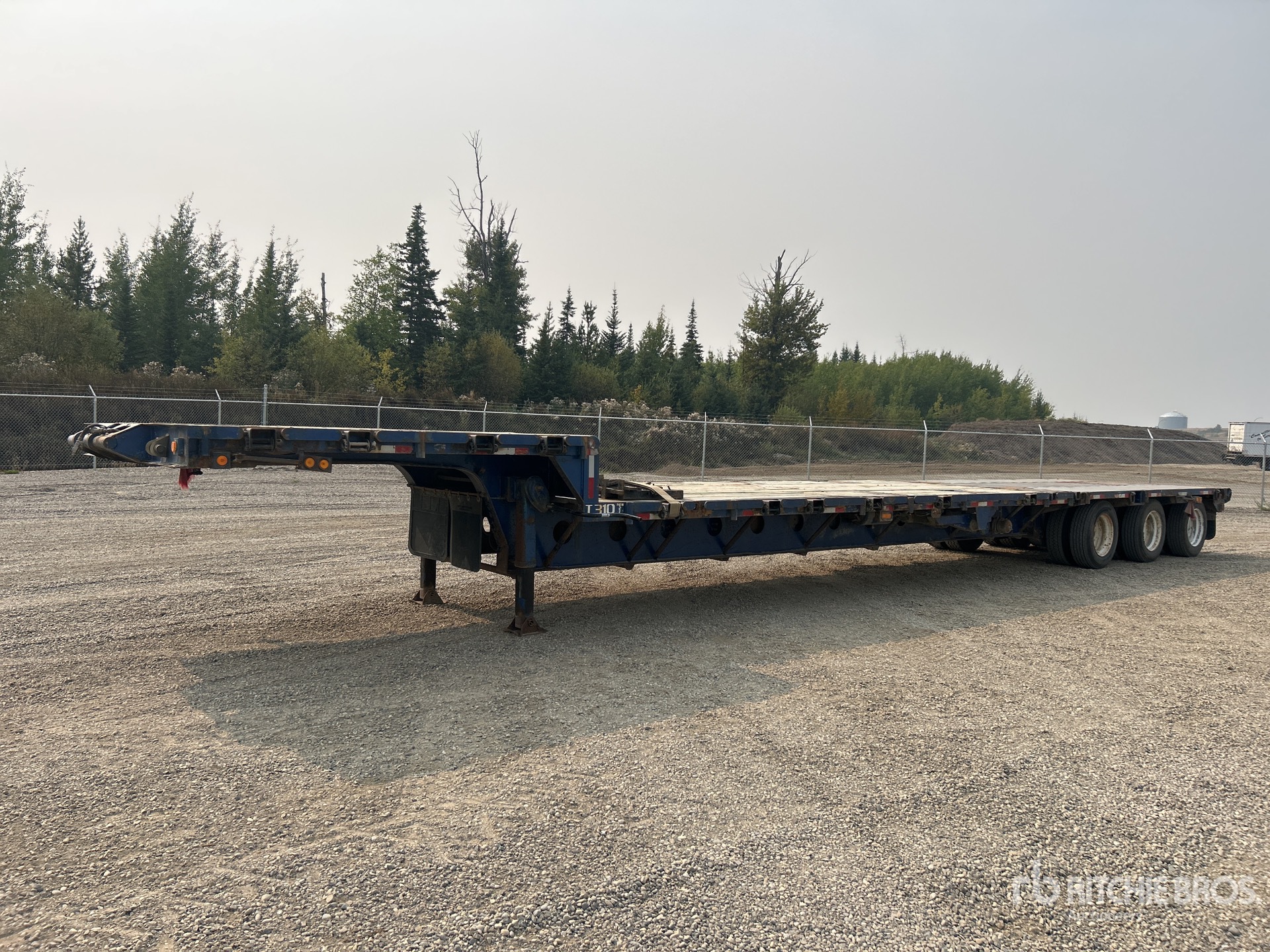 1997 Arrow Tri/A 52 ft Extendable Step Deck Trailer