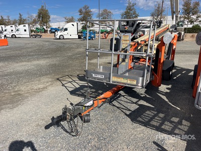 JLG T-350 Towable Lift