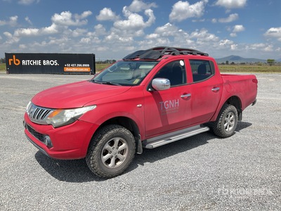 2016 Mitsubishi L200 4x4 Crew Cab Camioneta / Pickup