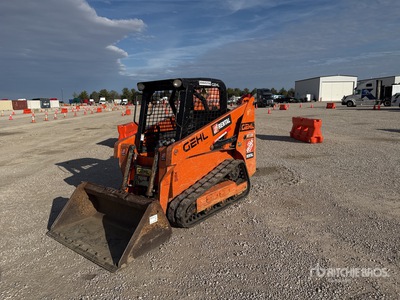 2021 Gehl RT105 لودر بجنزير