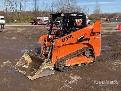 2021 Gehl RT105 لودر بجنزير