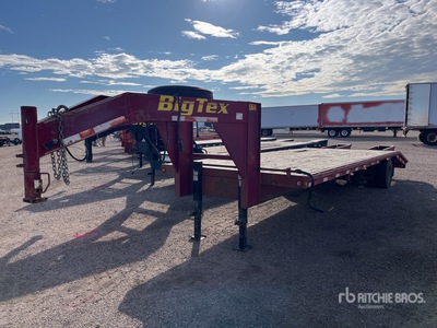 2003 Big Tex 25 ft T/A Gooseneck Equipment Trailer