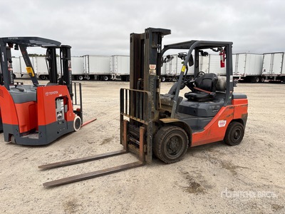 2021 Toyota 8FGU30 5750 lb Pneumatic Tire Forklift