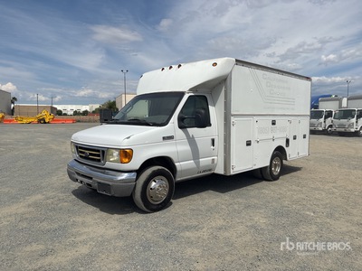 2006 Ford E350 4x2 Van Truck