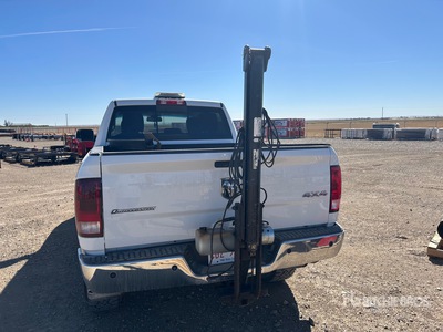 Hitch Mounted Hydraulic Soil Sampler