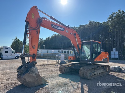 2023 Doosan DX180LC-5 Escavatore cingolato