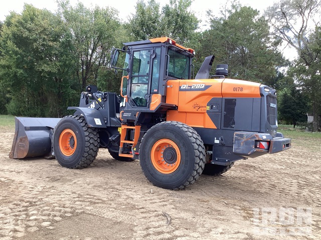CARGADOR FRONTAL 2022 DOOSAN DL2807