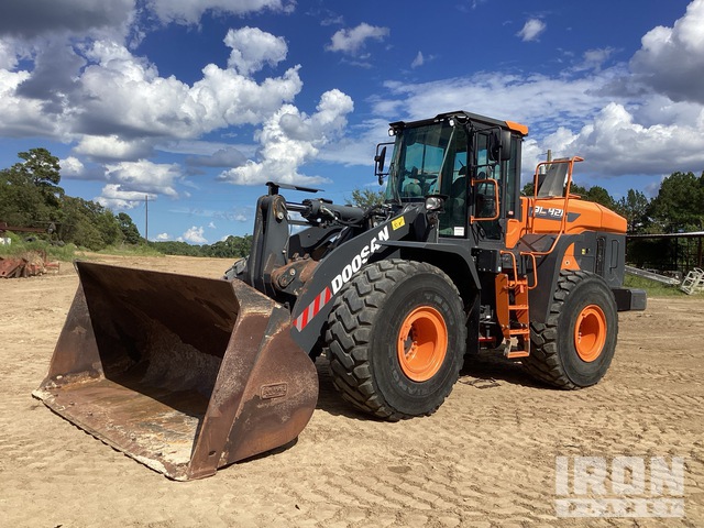 CARGADOR FRONTAL 2021 DOOSAN DL4207