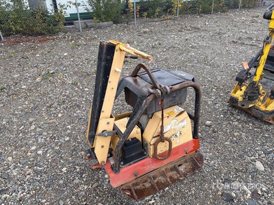 Dynapac LG500 Vibratory Plate Compactor