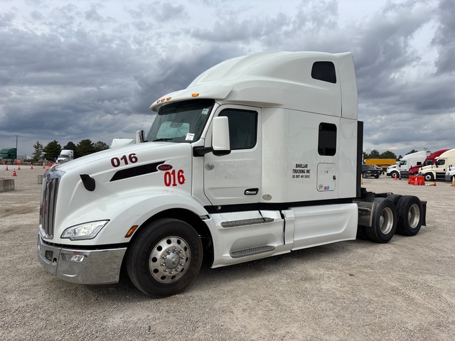 2023 Peterbilt 579 6x4 T/A Sleeper Truck Tractor