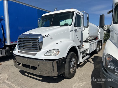 2008 Freightliner Columbia 112 6x4 Lube Truck
