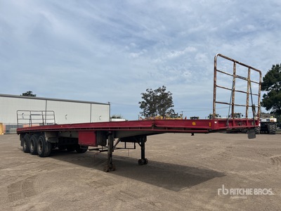 1987 Fruehauf 13.4 m Tri/A Remolque caja abierta