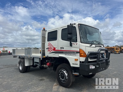2023 Hino 500 GT 1528 4x4 Crew Cab 平台トラック