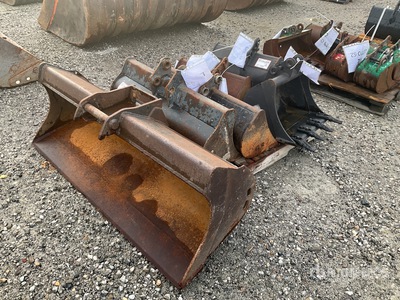 Quantity of (6) Excavator Bucket