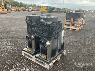 Quantity of (2) Deville Multi-Fuel Raumheizer
