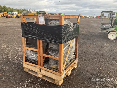 Quantity of (2) Deville Multi-Fuel Raumheizer