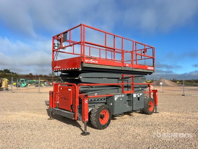 2018 Skyjack SJ9250 RT 4x4 Scissor Lift