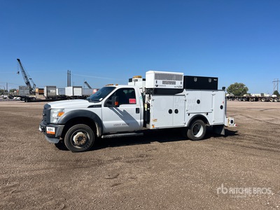 2015 Ford F-550 4x4 Camion de lubricacion