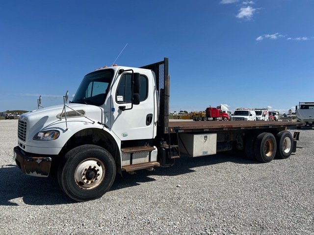2014 Freightliner M2 106 6x4 Flatbed Truck 2014 Freightliner M2 106 6x4 Flatbed Truck