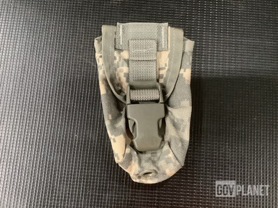 (211) Mag Pouches, (208) Grenade Pouches & Assorted Items