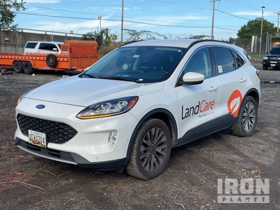 2021 Ford Escape Titanium AWD Vehiculo todoterreno