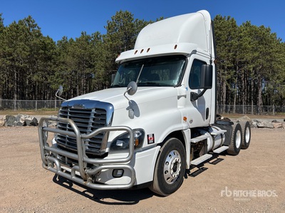 2017 Freightliner Cascadia 125 6x4 T/A Day Cab Truck Tractor