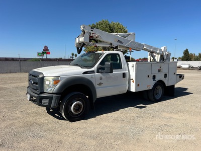 Altec AT37-G 37.5 ft on 2012 Ford F-550 XL 4x4 Bucket Truck