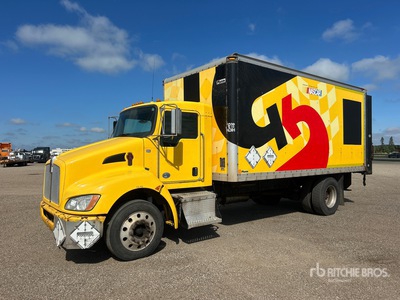 2012 Kenworth T270 4x2 Furgoneta caja cerrada