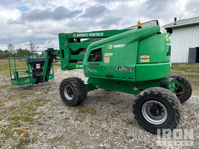 ELEVADOR ARTICULADO 2015 JLG 4WD 450A