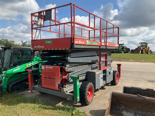 2014 Skyjack SJ9250RT