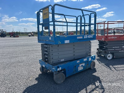 2017 Genie GS-4047 Electric Scissor Lift