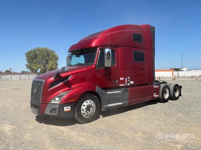2019 Volvo VNL860 6x4 Tracteur routier couchette